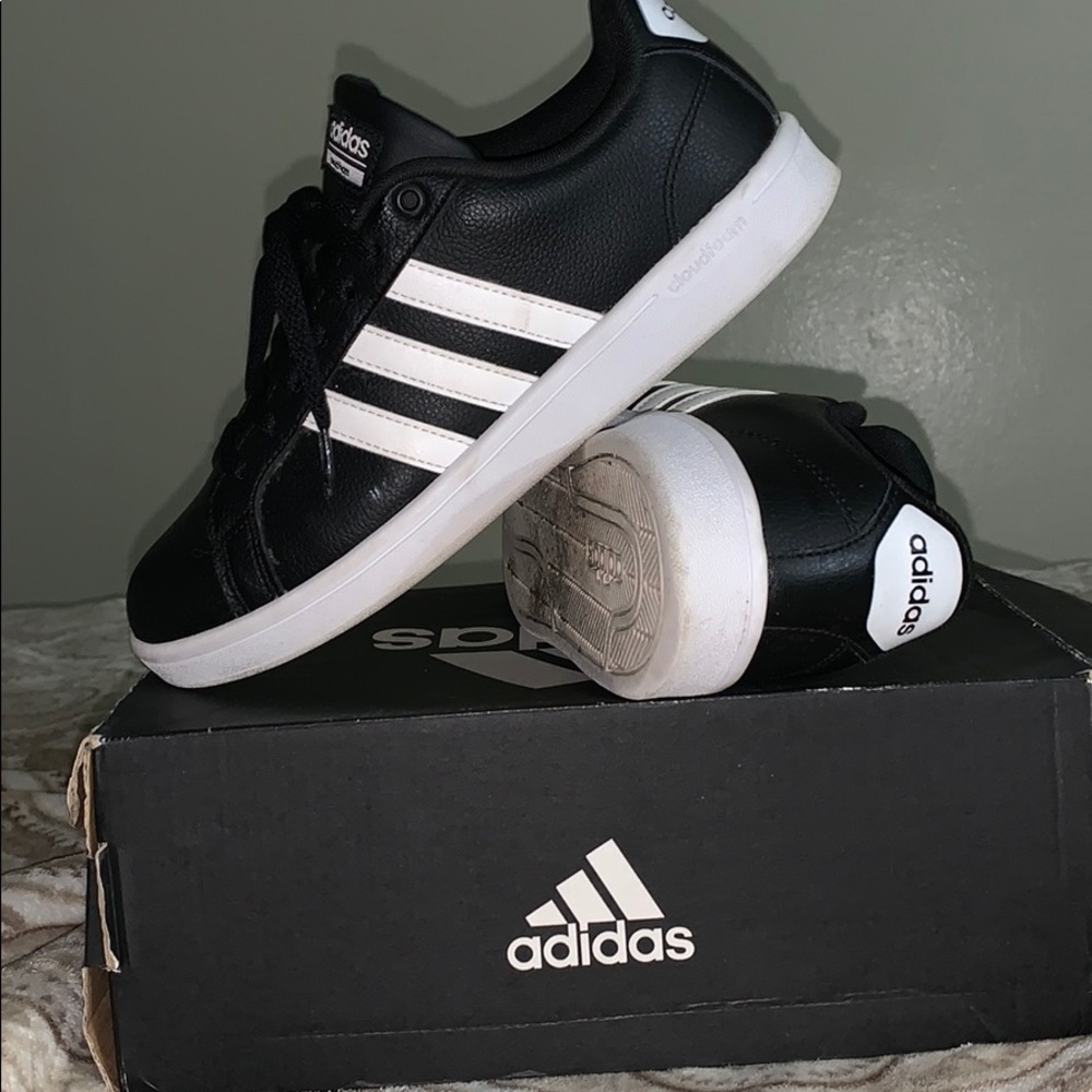 Women’s Adidas Grand Court Sneakers